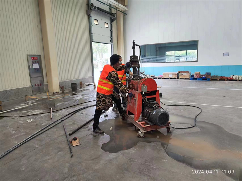 大兴安岭厂房地面下沉塌陷注浆加固施工